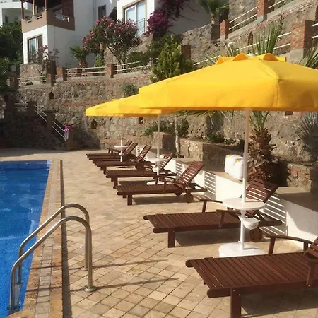 Gun Batimi Manzarali 2+1 Apart Daire Havuzlu *
